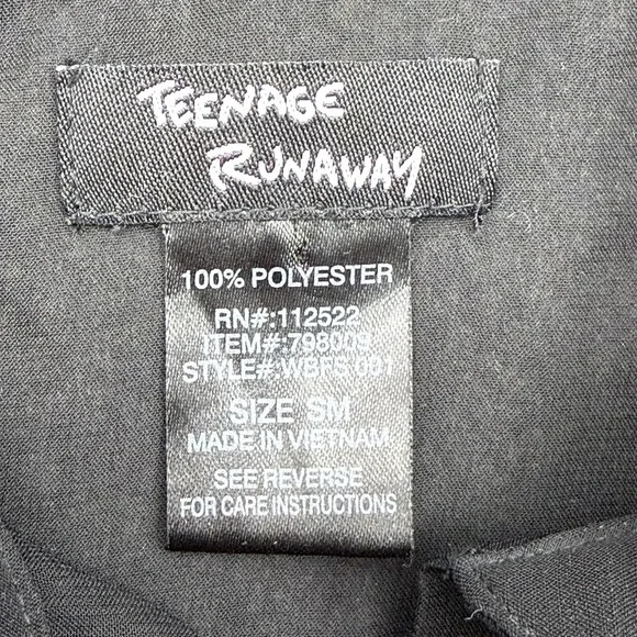 Teenage Runaway Sheer Skull Back Sleeveless Blouse Goth Black SM - Picture 4 of 6